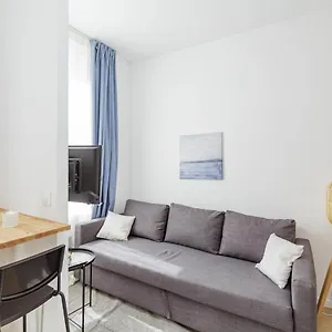  Appartement Joli 23 M Lumineux Et Rénové Proche Sacré-cœur France